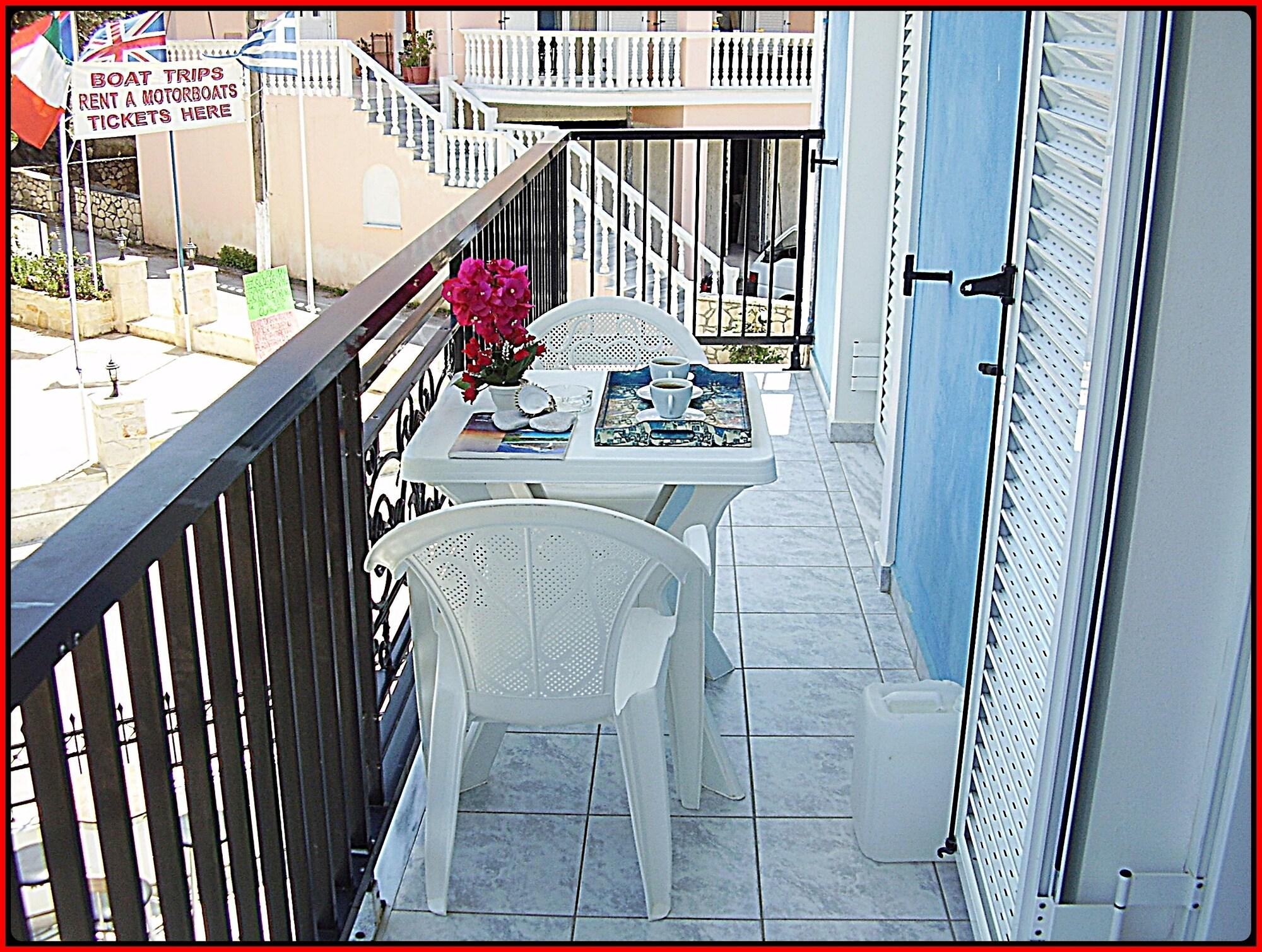 Blue Lake Holiday Homes - Keri Summer Escape Exteriör bild